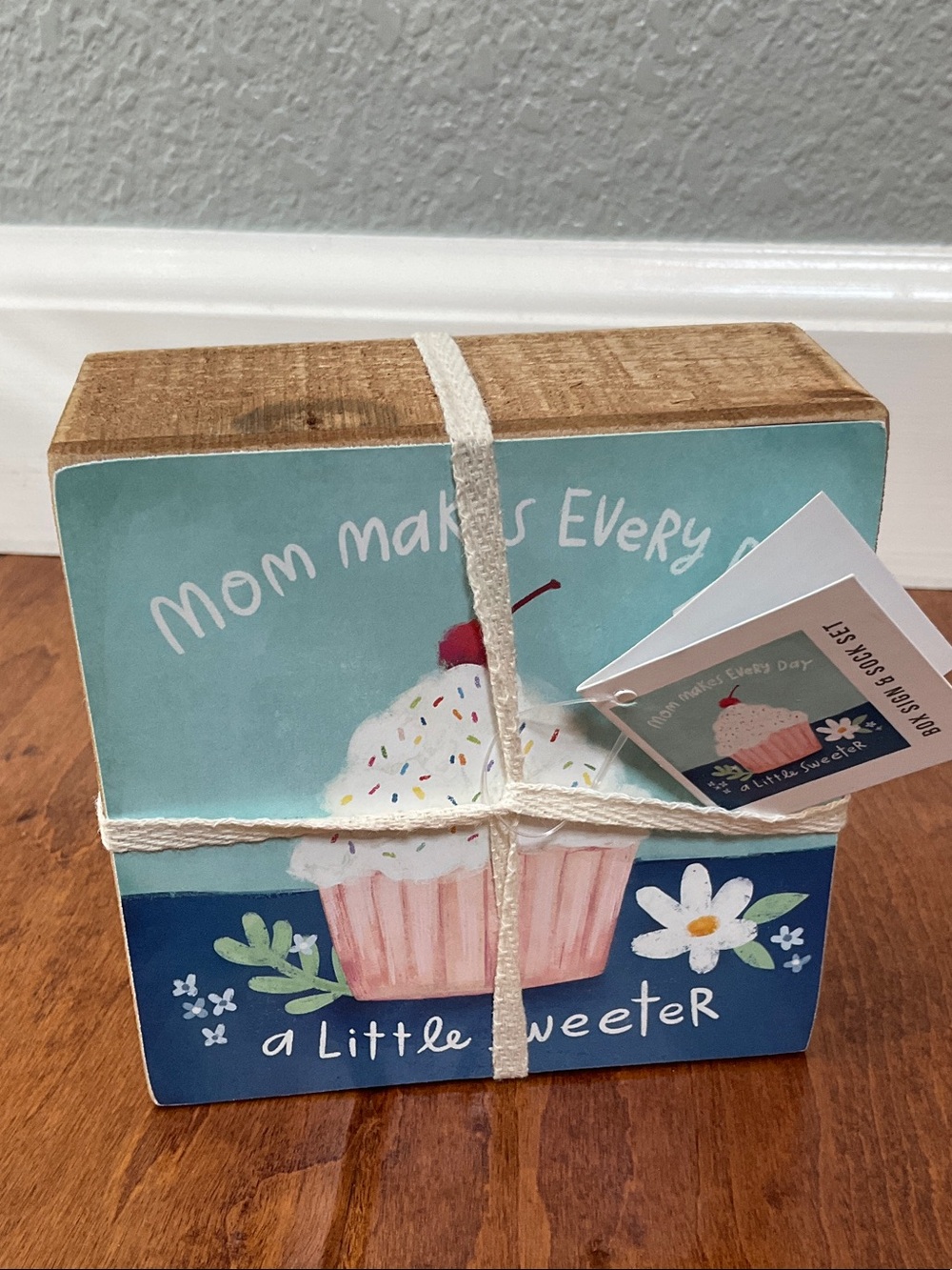 Gift for Mom, NWT